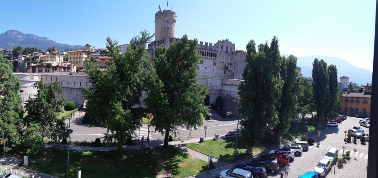 Rooms Alla Loggia Del Castello Тренто Екстер'єр фото